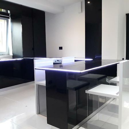 Ezra Luxury Apartments Năvodari Zewnętrze zdjęcie
