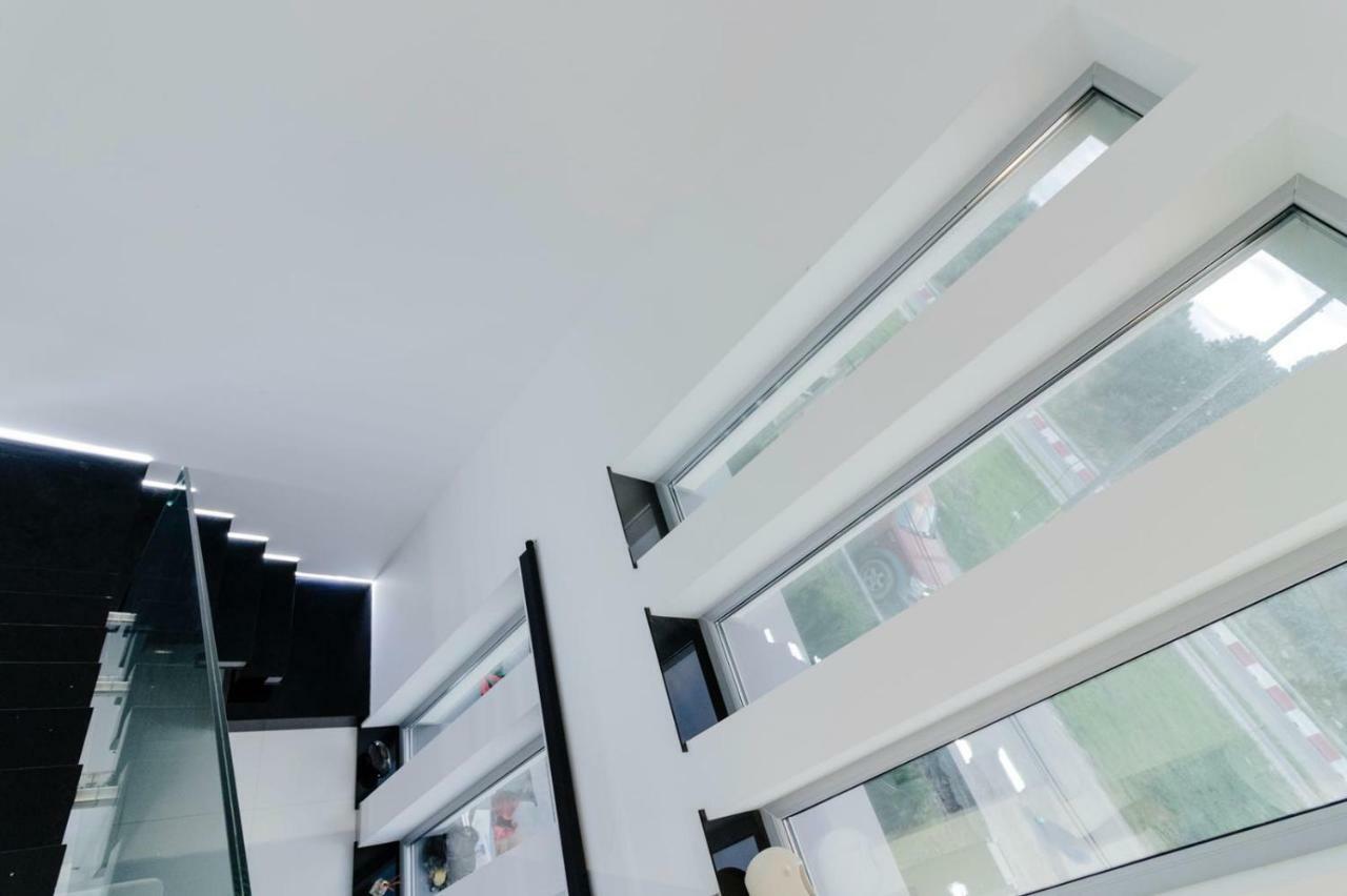 Ezra Luxury Apartments Năvodari Zewnętrze zdjęcie