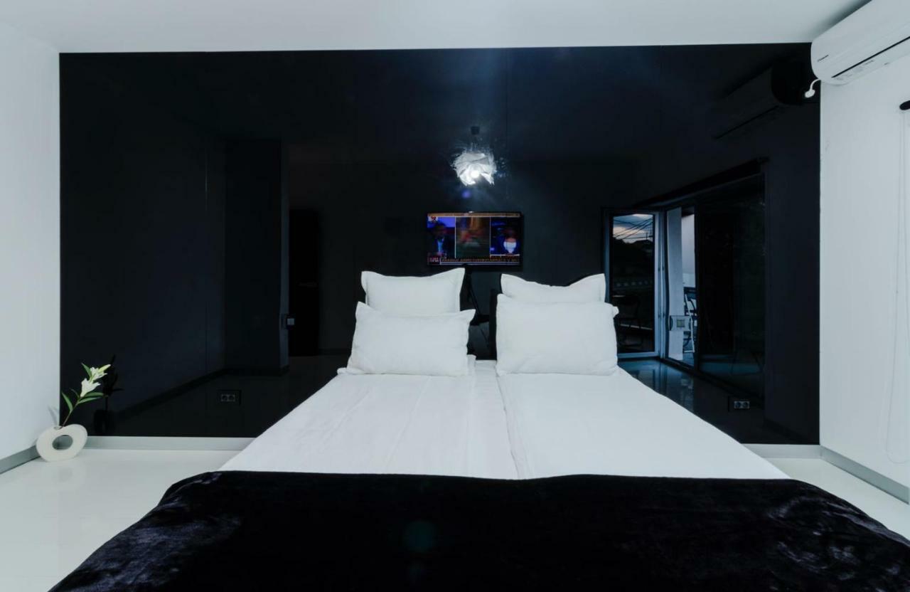 Ezra Luxury Apartments Năvodari Zewnętrze zdjęcie