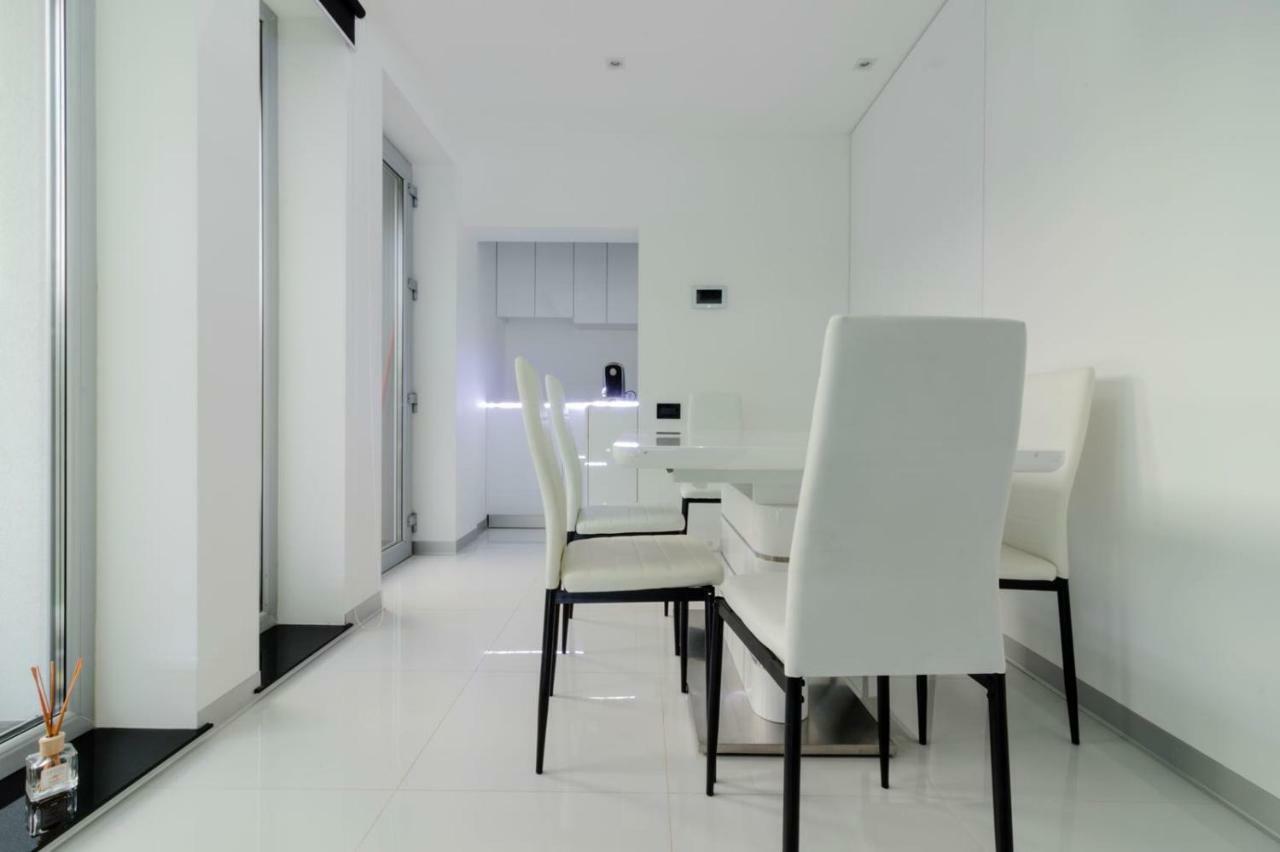 Ezra Luxury Apartments Năvodari Zewnętrze zdjęcie