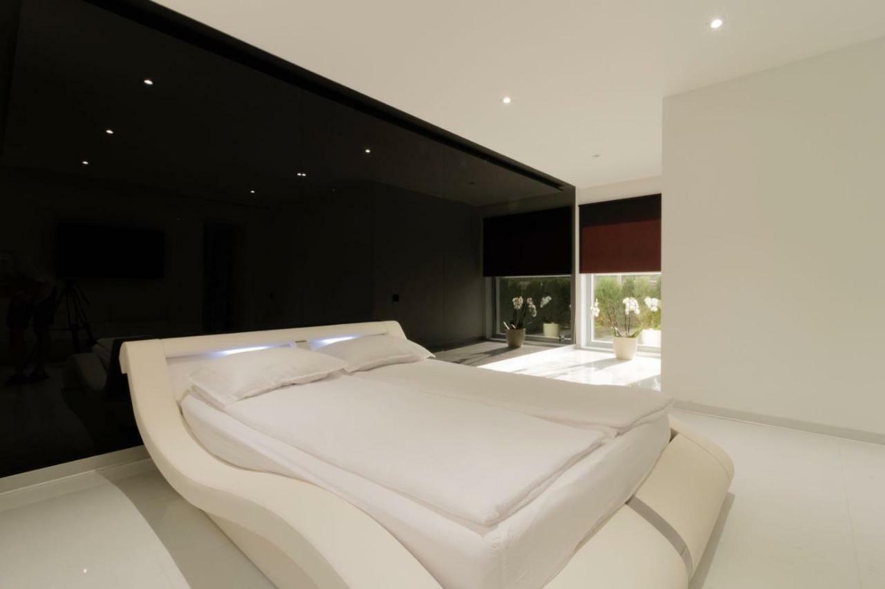 Ezra Luxury Apartments Năvodari Zewnętrze zdjęcie