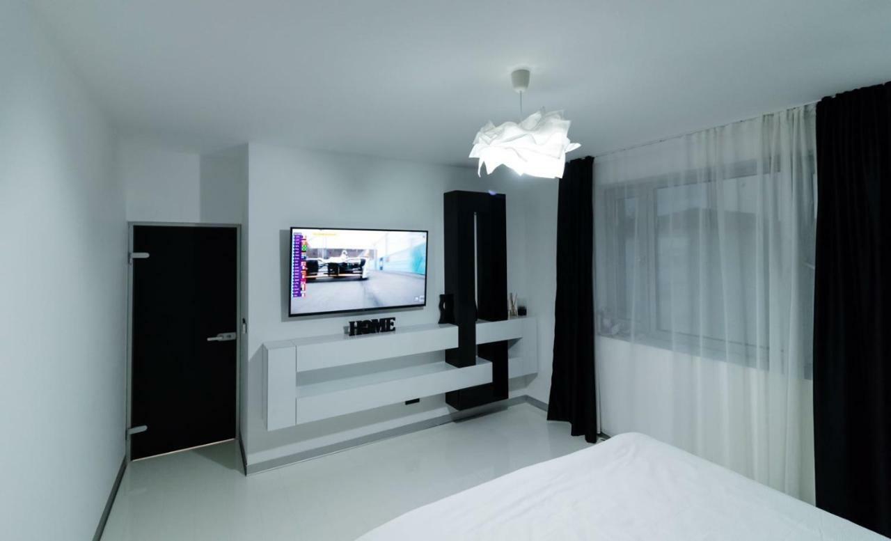 Ezra Luxury Apartments Năvodari Zewnętrze zdjęcie